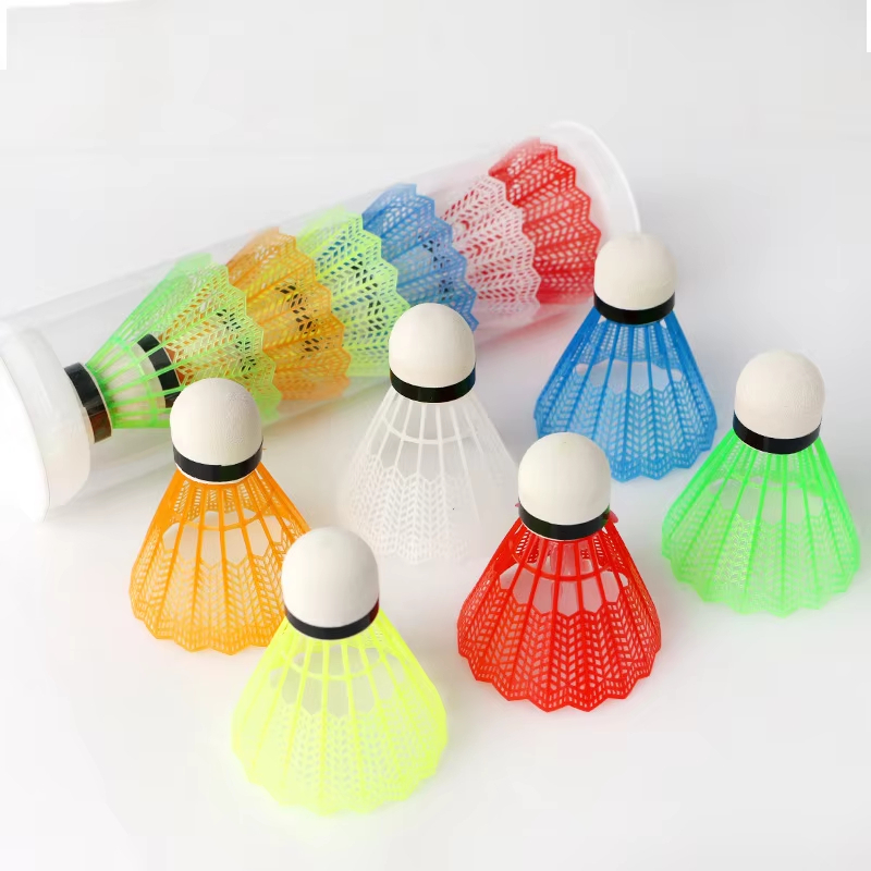 ลูกแบดมินตันพลาสติกสีสันสดใส 1 - Badminton Bwf บทวิจารณ์และราคา